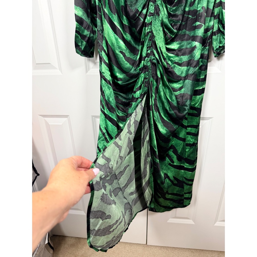 NWT Topshop Green Black Zebra Print Ruched V-Neck Midi Dress Long Sleeve sz12 - Picture 7 of 13